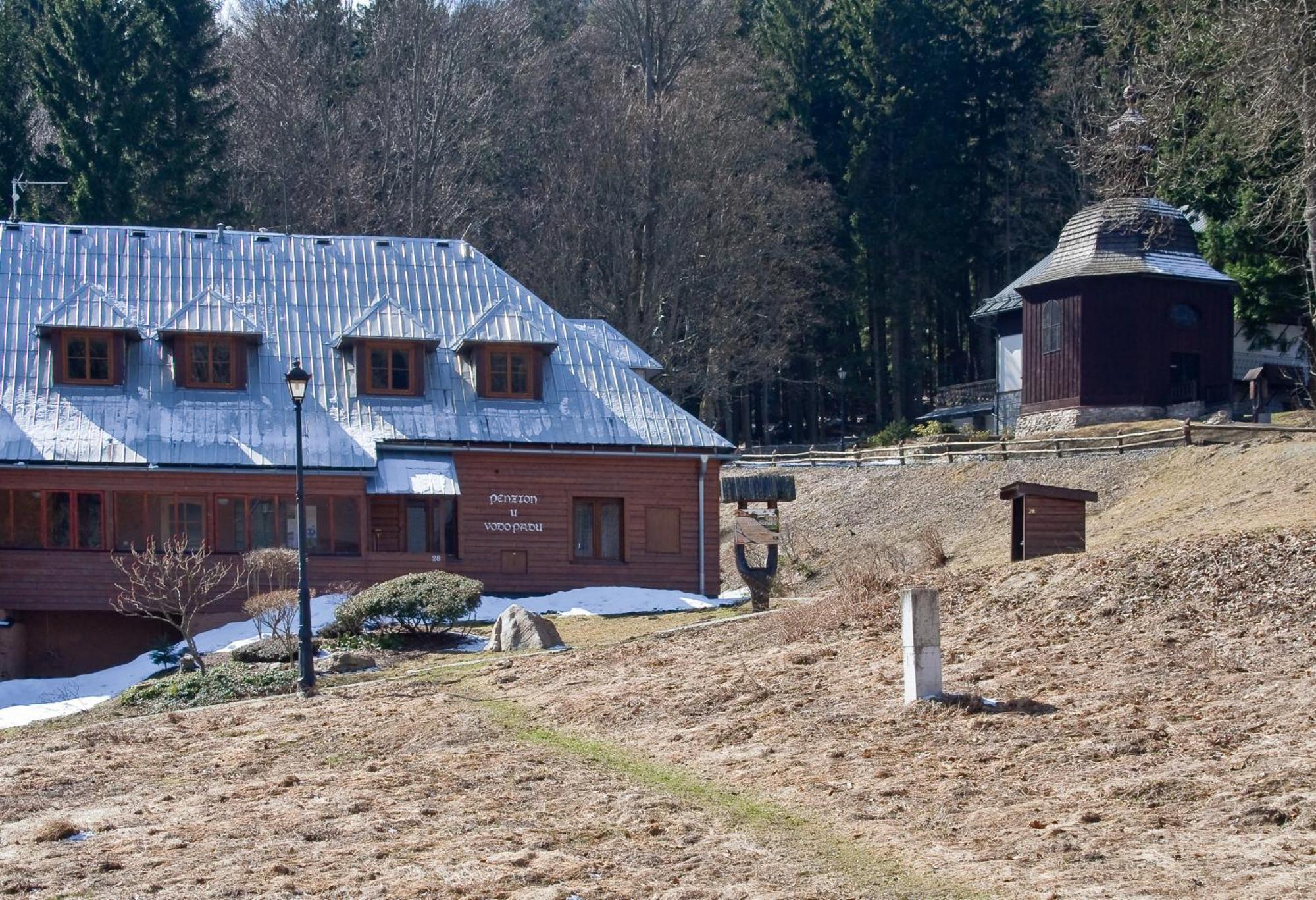 Penzion U Vodopadu Karlova Studánka Eksteriør bilde